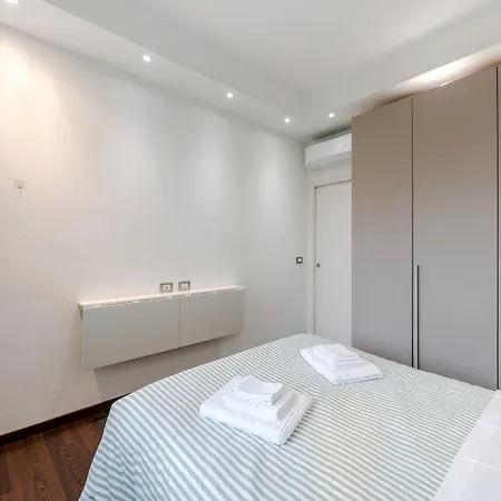 Casa Peschiera By Rentbeat Apartman