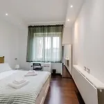 Casa Peschiera By Rentbeat *